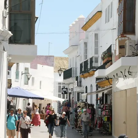 Seis Personas Conil De La Frontera
